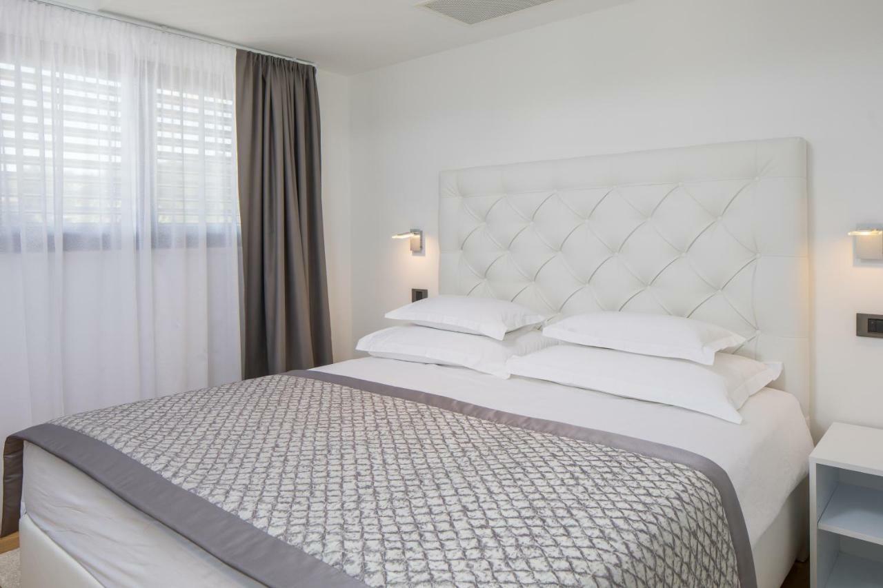 Luxury Apartments Baotic Trogir Ngoại thất bức ảnh